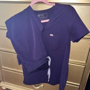 Figs Scrubs SET Purple Jam - Tops XS, Bottoms XSP or SP